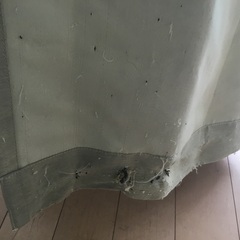 遮光カーテン　2枚　くすみ黄緑　5月25日処分予定の画像