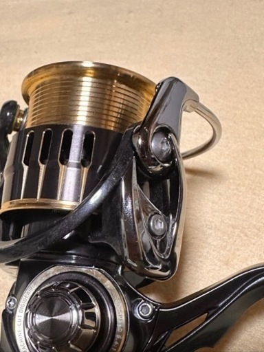 DAIWA　17セオリー　2506H リール　箱付属品付き