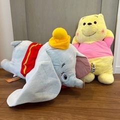 【お取引中☺︎】新品✨ディズニー★特大ダンボとプーさんのぬいぐるみ★