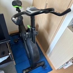 スポーツ フィットネス、トレーニング商談中