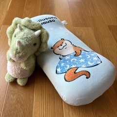 恐竜ぬいぐるみ、枕