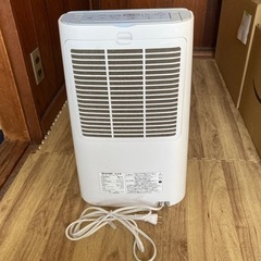 SHARP 除湿機 CV-F71-Wの画像