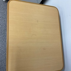 テーブル　机　の画像