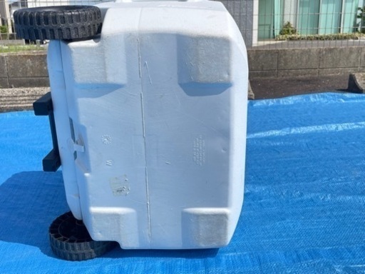 キャンプ用品　コールマン coleman 60QT クーラーボックス ホイールクーラー
