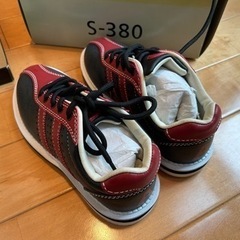 キッズ用ボーリングシューズ未使用品22センチ