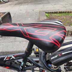 子ども用自転車　ブリヂストン　２０インチ　６変速  ライト　付き　黒　配達可能の画像