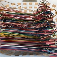 針金ハンガー大量の画像