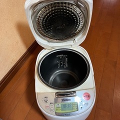 ‪☆現在値引き中！‪☆【炊飯ジャー】ZOJIRUSHI／NP-KA18型の画像