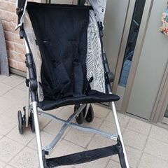 Goodbaby ベビーカー、バギー
