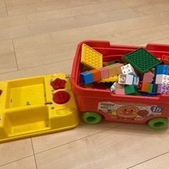 アンパンマンはじめてのブロックワゴン
