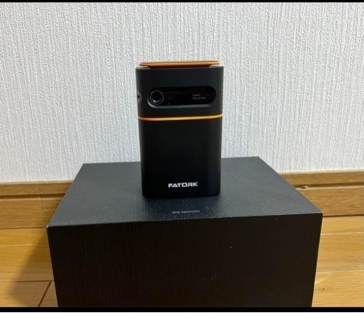 小型プロジェクター