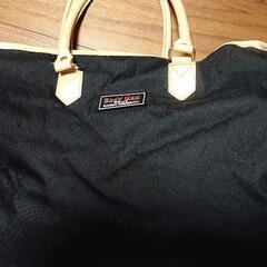 ボストンバッグ