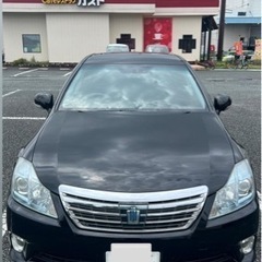 トヨタ　クラウン　ハイブリッド