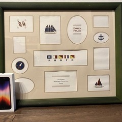 【中古】壁掛け大型フォトフレーム（約56.5×46.5cm）の画像