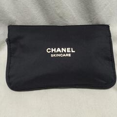 シャネルCHANEL　ポーチ　ナイロン　黒