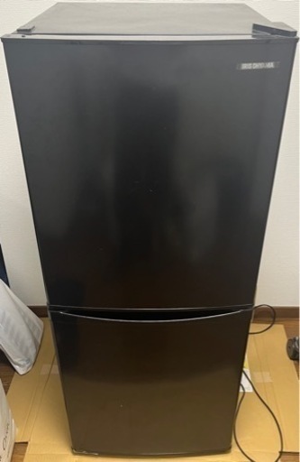 冷蔵庫 一人暮らし 2人暮らし スリム 小型 右開き 133L 冷凍 アイリスオーヤマ ノンフロン 2ドア 冷蔵 冷凍 直冷式 急速冷凍 霜取り軽減 ノンフロン 新生活
