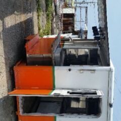 パーラー…コンテナ