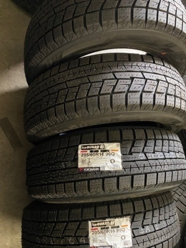 スタッドレスタイヤ