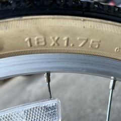 自転車 クロスバイクの画像