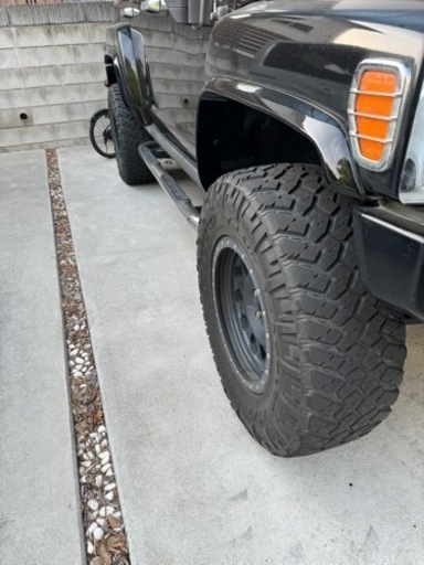HUMMER H3
