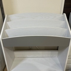 絵本ラック　絵本棚　の画像