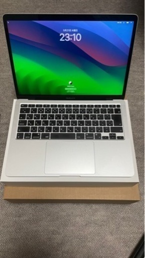 MacBook Air 13.3 / Late2020/M1/256GB/8GB
