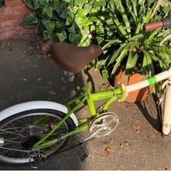 未使用折り畳み自転車 クロスバイクの画像