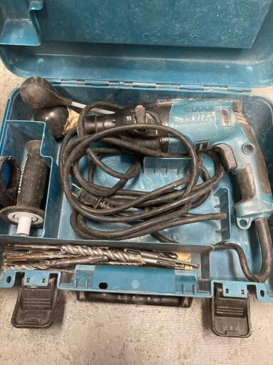 電動 工具 マキタ ハンマドリル HR1830F 通電 確認済み ケース ビット 多数 ケースに記名有り makita 振動ドリル 震動ドリル