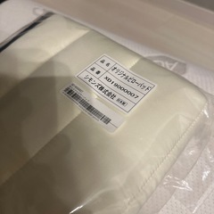 FRANCEBED低反発枕&未使用シモンズピローパッドの画像