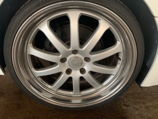 車のパーツ タイヤ、ホイール5穴4本