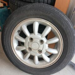 車のパーツ タイヤ、ホイール