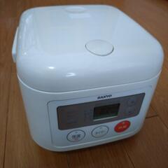 SANYO マイコンジャー炊飯器 3合炊  ECJ-SB30