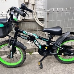 幼児用自転車の画像