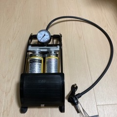 足踏み空気入れ
の画像