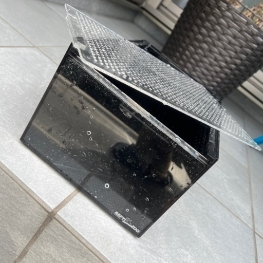 爬虫類　ゲージ　水槽