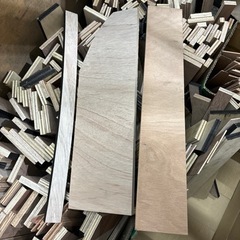 木材　ベニヤ板　薪　長さ45cmくらい　200本　工作の画像