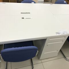 ★ジモティ割あり★  鍵付きオフィスデスク ホワイト H72×D...