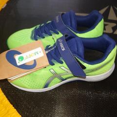 新品　asics　スニーカー　22cmの画像