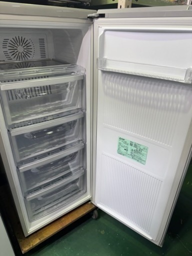 三菱　冷凍庫　家庭用　121L 2018年　MF-U12B-S1 中古