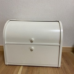 【受け渡し者決定】収納ボックス　ブレッドケースの画像