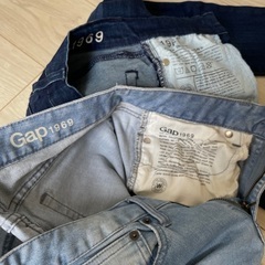 gap デニム2本の画像
