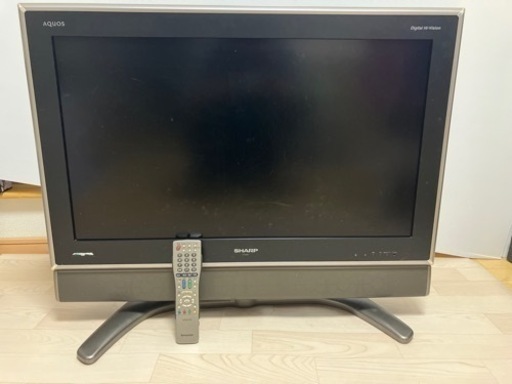 シャープAQUOSの32型液晶テレビ（LC-32GH1、2007年製）