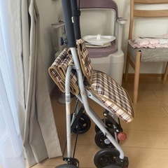 決まりました！シルバーカー美品の画像