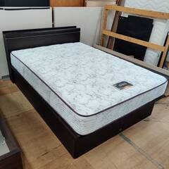 【愛品倶楽部柏店】 跳ね上げ式ダブルベッド 「F:シモンズ」「M:シモンズ Beautyrest ゴールデンバリュー」