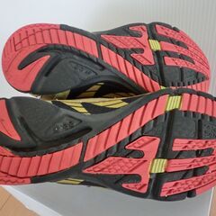 【交渉中】子供靴　ムーンスター　22.0cm　ゴールド色の画像