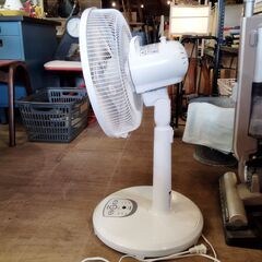 YAMAZEN リモコンリビング扇風機 EMR-K301 リモコン付き　/HJ-0135 2Fの画像