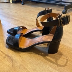 半額にしました！サンダル未使用