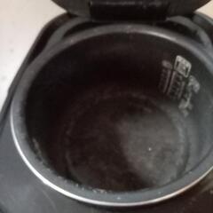 アイリスオーヤマ炊飯器の画像