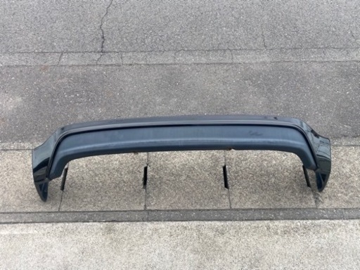 30プリウス　モデリスタ　リアスポイラー