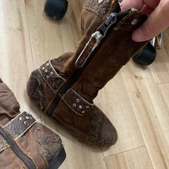 子供靴 ブーツ19cm
の画像